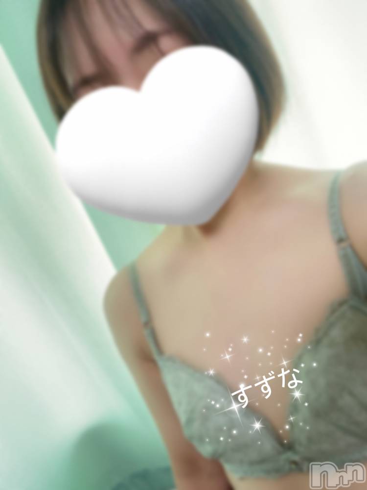 新潟デリヘル新潟出張メンズエステ Fancy -ファンシィ-(ニイガタシュッチョウメンズエステファンシィ) 新人☆すずな(29)の10月31日写メブログ「おやすみの前に☺️」