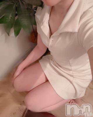 みな(24) 身長155cm、スリーサイズB().W.H。新潟メンズエステ MYIRO　-マイロ-(マイロ)在籍。