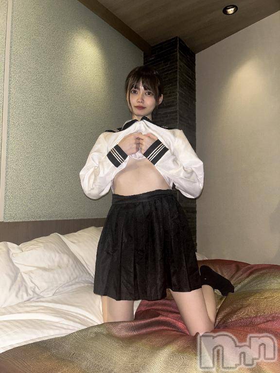 長岡デリヘルROOKIE(ルーキー)みくる☆プラチナ(23)の2026年10月13日写メブログ「最終日🫶」