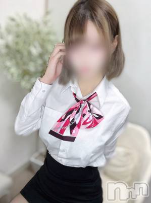 体験あず/ヘルス課(18) 身長156cm、スリーサイズB87(E).W55.H82。新潟デリヘル Office Amour(オフィスアムール)在籍。