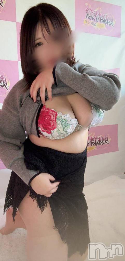 新潟デリヘル奥様特急 新潟店(オクサマトッキュウニイガタテン) るるな(23)の11月16日写メブログ「ご自宅💖M様」