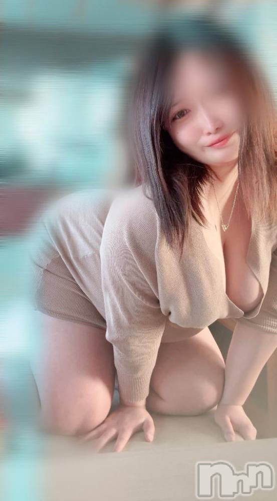 新潟デリヘル奥様特急 新潟店(オクサマトッキュウニイガタテン) るるな(23)の12月19日写メブログ「（水）エンペ💡S様」