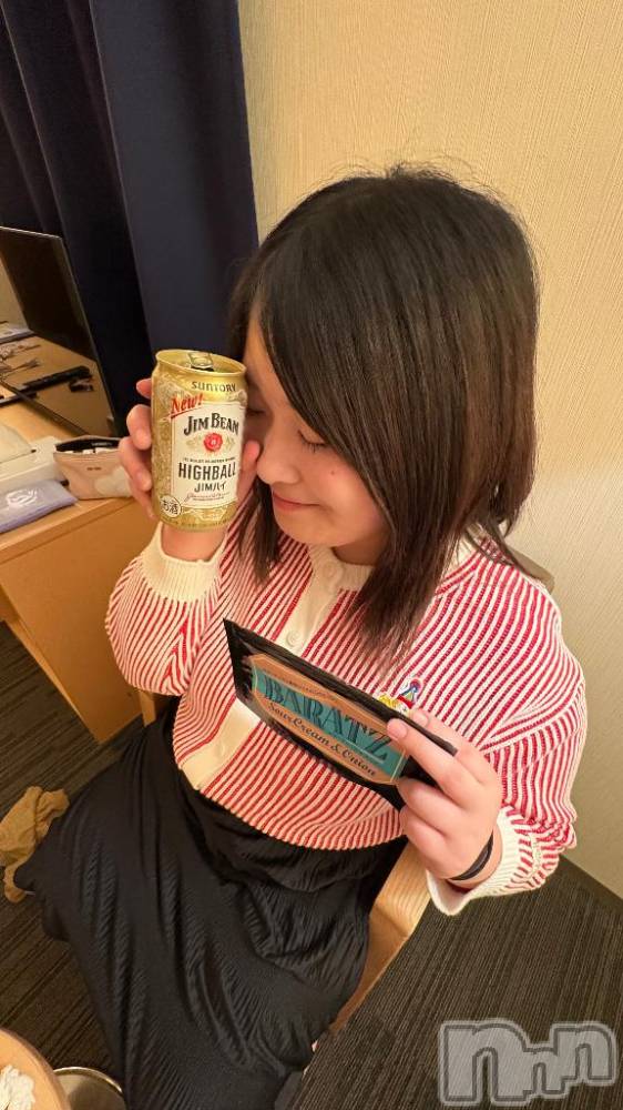 新潟デリヘル奥様特急 新潟店(オクサマトッキュウニイガタテン) るるな(23)の12月27日写メブログ「（金）👺旧帝近隣スケベ様」