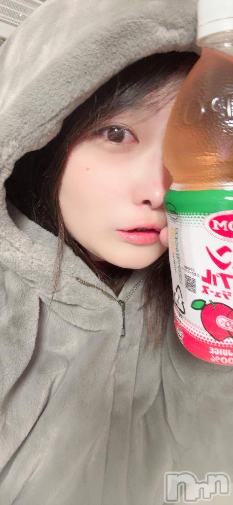 新潟デリヘル奥様特急 新潟店(オクサマトッキュウニイガタテン)るるな(23)の2025年12月26日写メブログ「裸眼でもいいー❓😱」
