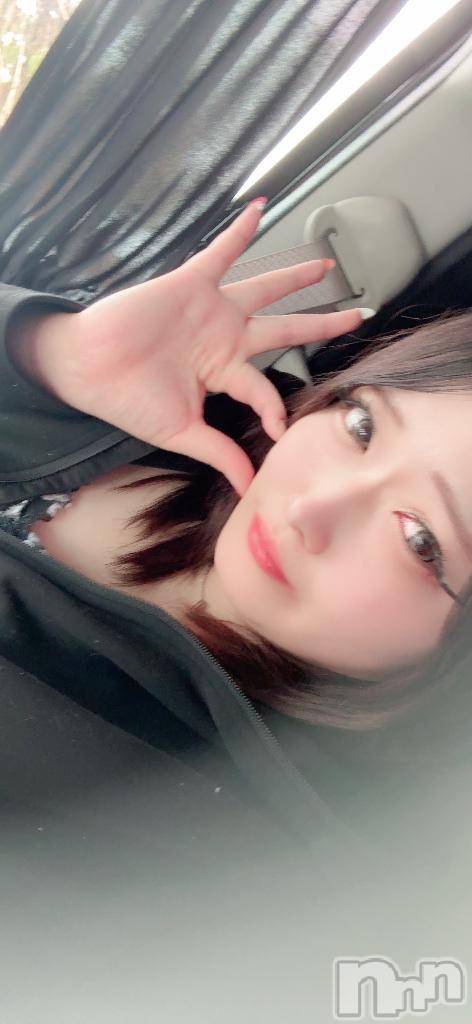 新潟デリヘル奥様特急 新潟店(オクサマトッキュウニイガタテン)るるな(23)の2026年1月3日写メブログ「⛩ビシャ勃ち門天様🐲」