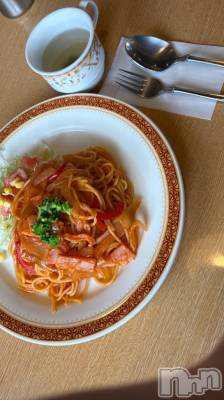 新潟デリヘル 奥様特急 新潟店(オクサマトッキュウニイガタテン) るるな(23)の11月14日写メブログ「🍴食レポ隊🍴」