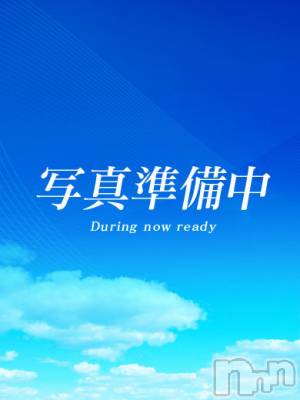 まなみ・新人奥様(40) 身長156cm、スリーサイズB88(D).W60.H87。新潟デリヘル 人妻不倫処　桃屋　新潟店(ヒトヅマフリンドコロモモヤ)在籍。
