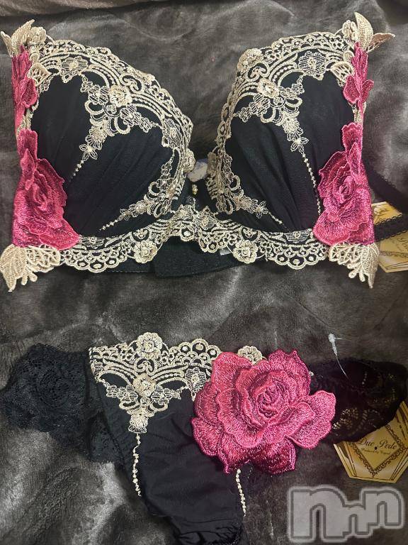 長岡デリヘルBIANCA～主人の知らない私～長岡店(ビアンカナガオカテン)古川　あづき(39)の2025年12月6日写メブログ「こんにちは✨」