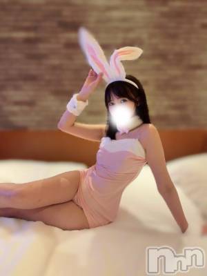 長岡デリヘル ROOKIE(ルーキー) はるか(20)の11月1日写メブログ「1人になると、、🐰🥕」
