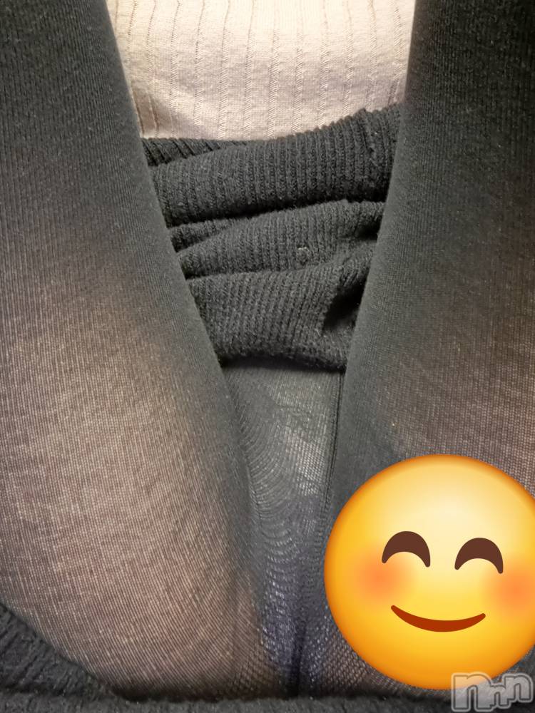 長岡デリヘル人妻楼　長岡店(ヒトヅマロウ　ナガオカテン) まどか(39)の11月22日写メブログ「出勤中です😊」