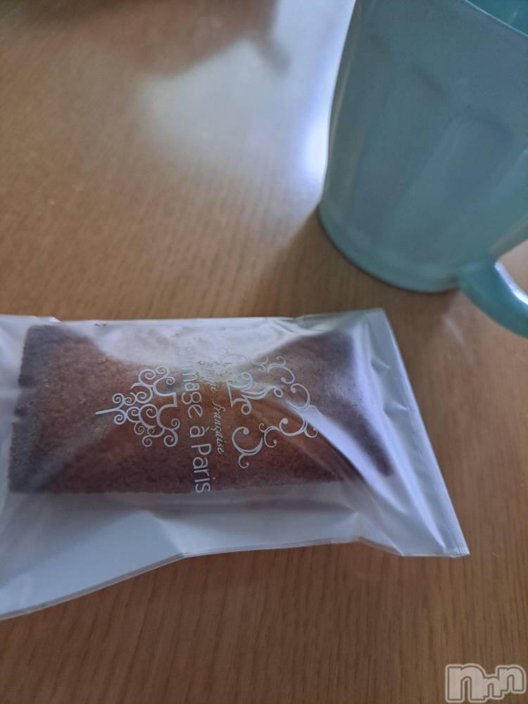 長岡デリヘル人妻楼　長岡店(ヒトヅマロウ　ナガオカテン) まどか(39)の1月22日写メブログ「3時のおやつ☕️」