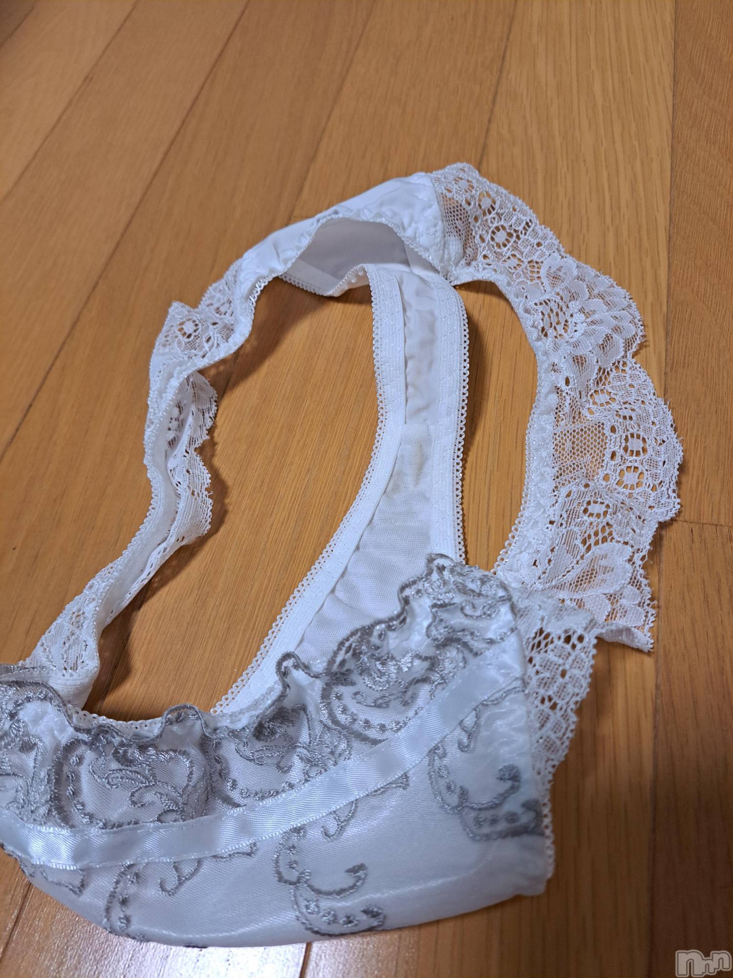 長岡デリヘル人妻楼　長岡店(ヒトヅマロウ　ナガオカテン)まどか(39)の2025年11月19日写メブログ「今日の脱ぎたてパンツ。」