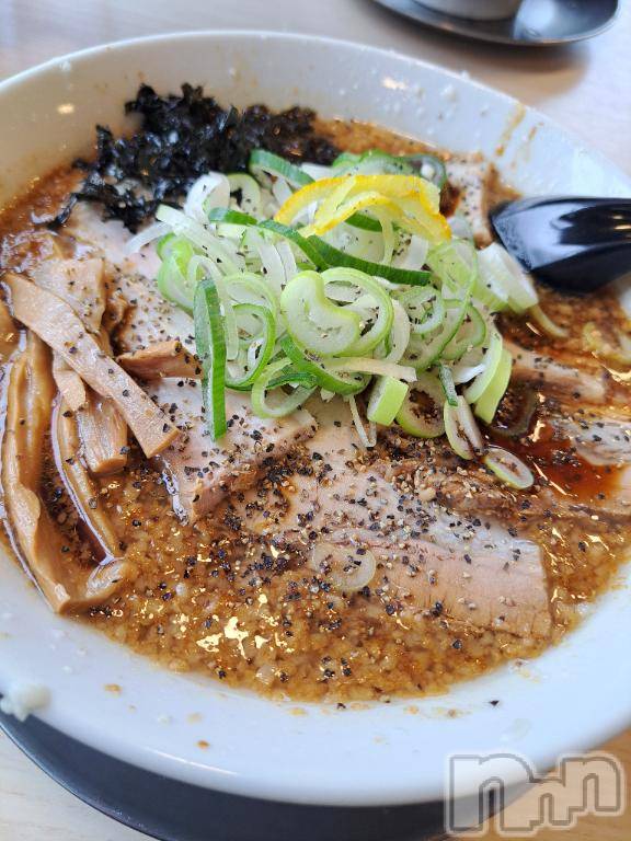 長岡デリヘル人妻楼　長岡店(ヒトヅマロウ　ナガオカテン)まどか(39)の2026年4月27日写メブログ「月曜日はラーメンの日？」