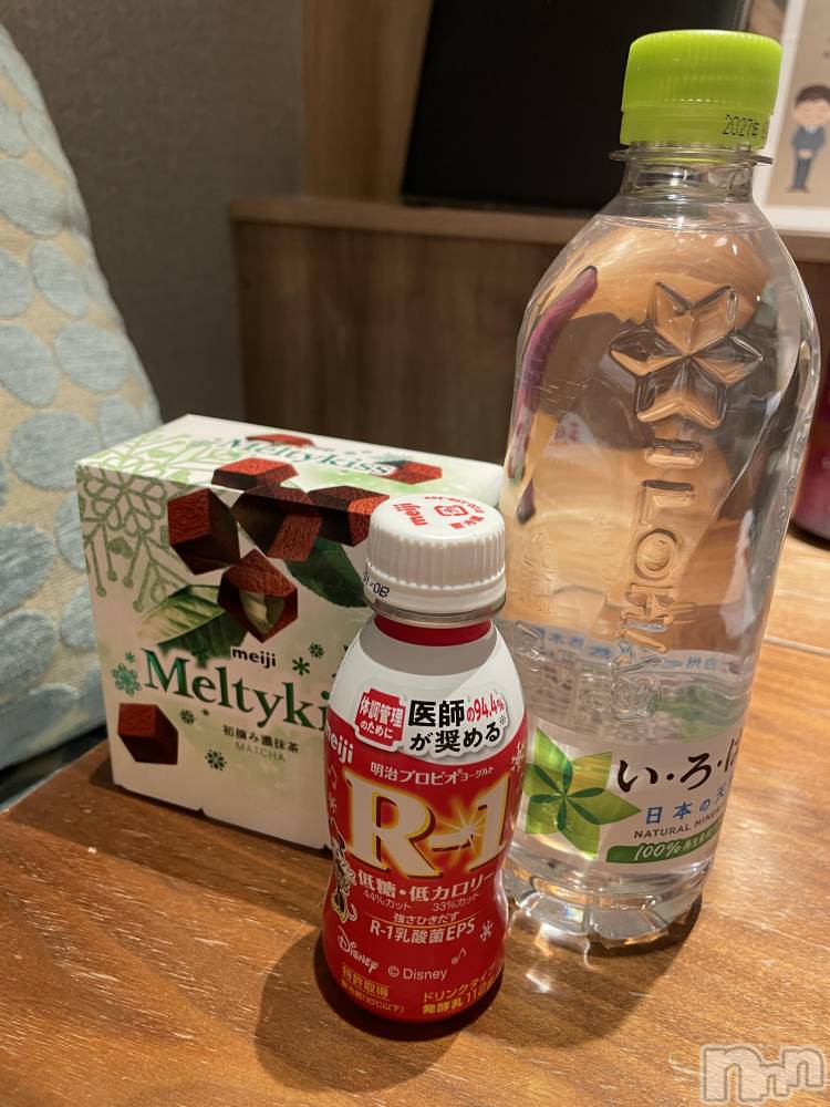 新潟デリヘルCherish Amulet(チェリッシュ アミュレット) るな★ ≪清楚ロリ系≫(22)の2月13日写メブログ「😋🍫」