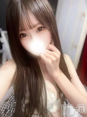 まむ(21) 身長165cm、スリーサイズB85(C).W55.H83。上越デリヘル BLUE BIRD上越店(ブルーバード上越店)在籍。