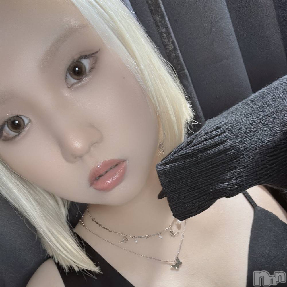 ����������ʥå��������륺�С�GirlsBar rena(�����륺�С����) LILY��1��2���̥�֥�����Happy New Year🎍✨��