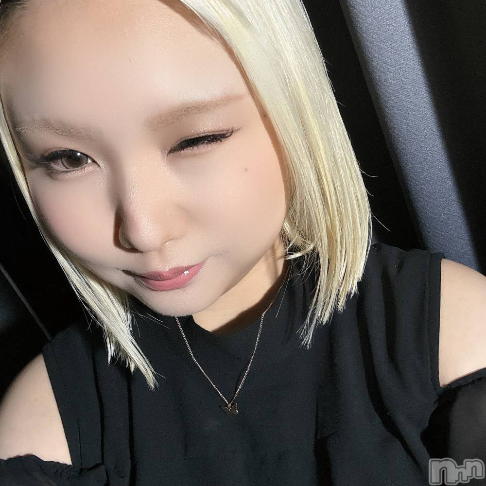 ����������ʥå��������륺�С�GirlsBar rena(�����륺�С����) LILY��5��22���̥�֥����ֽ��λҡ��٤Ĥ��ޤ�🤫��