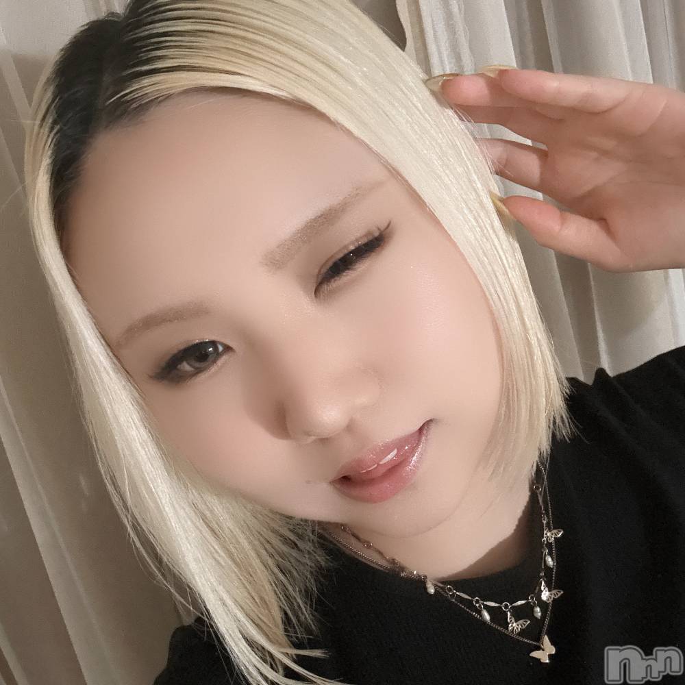 ����������ʥå��������륺�С�GirlsBar rena(�����륺�С����) LILY��5��23���̥�֥������轵�饤�֤�����������������