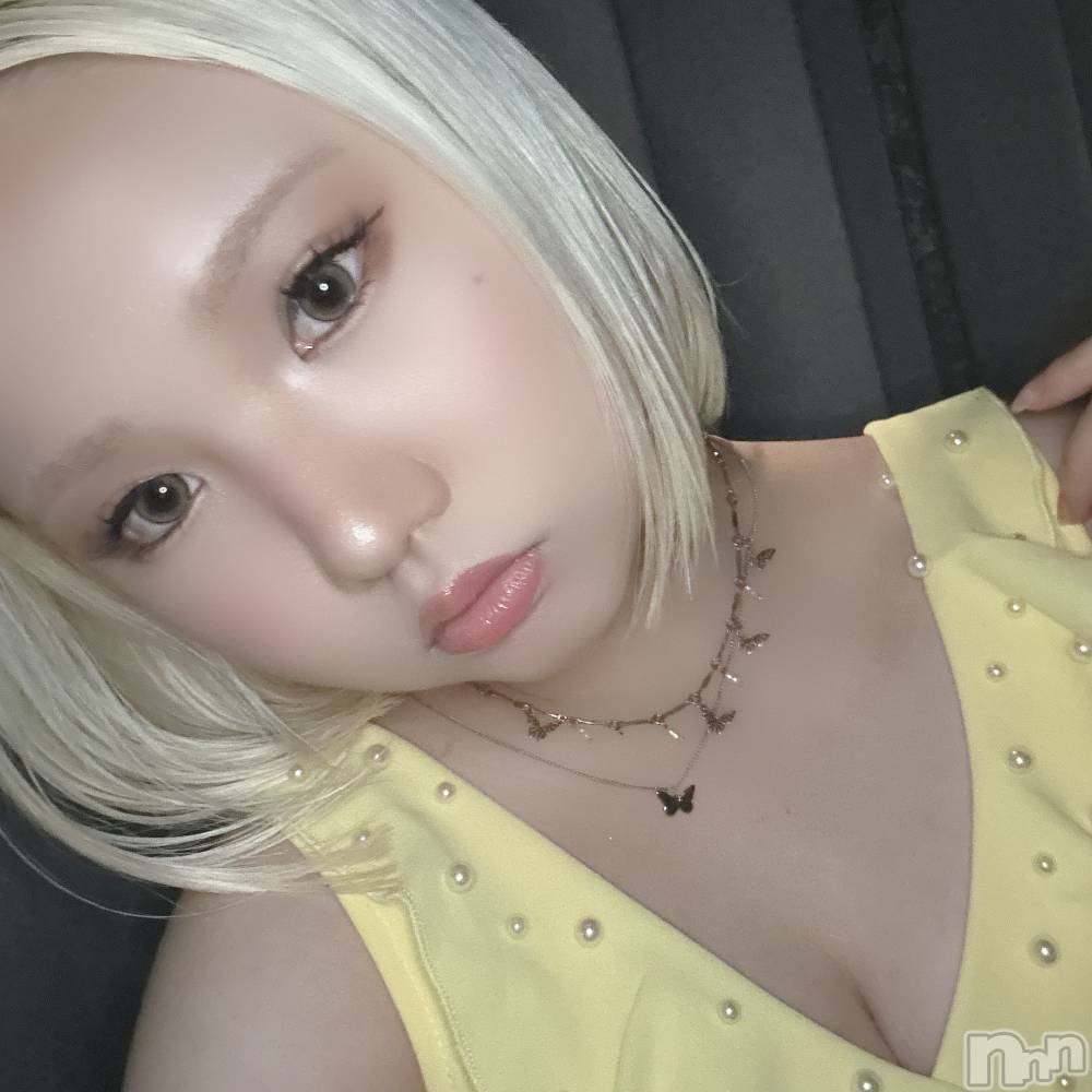 ����������ʥå��������륺�С�GirlsBar rena(�����륺�С����) LILY��6��20���̥�֥������߱����꤫��������