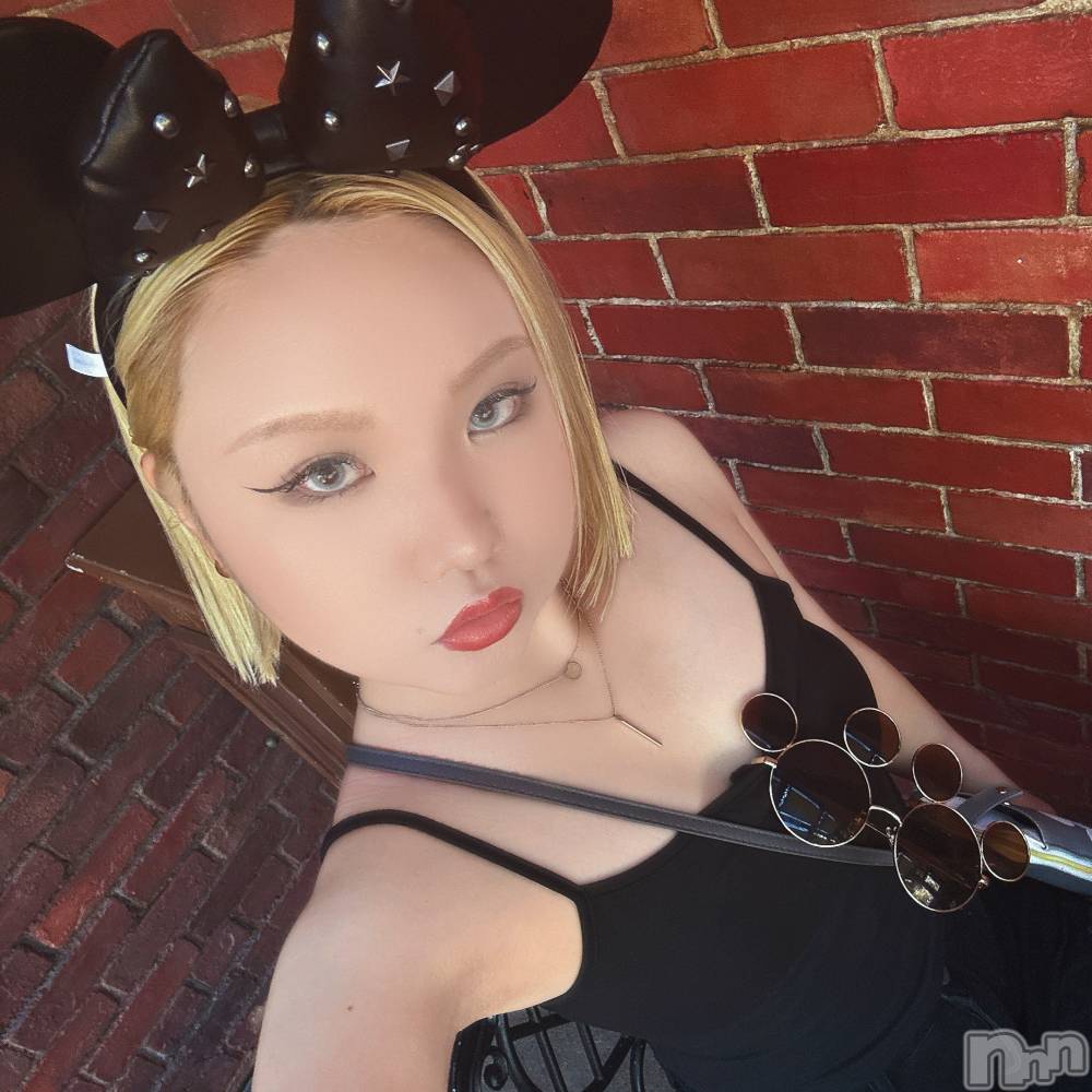 ����������ʥå��������륺�С�GirlsBar rena(�����륺�С����) LILY��7��24���̥�֥����֥С����ǡ������ǥ����ˡ�✨��
