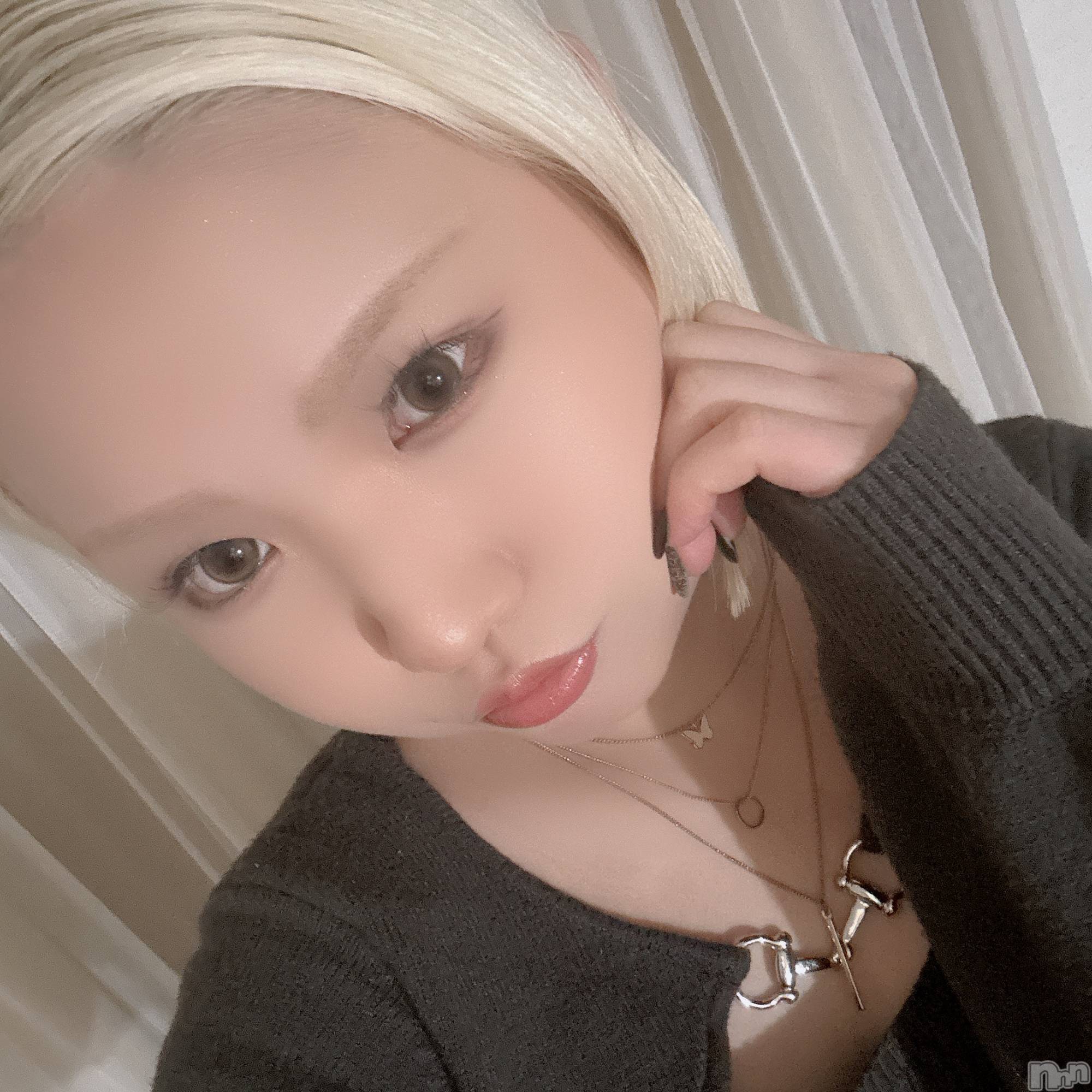 ����������ʥå��������륺�С�GirlsBar rena(�����륺�С����) ��2025ǯ12��24���̥�֥����֥��ꥹ�ޥ��ޡ����åȹԤäƤߤ�������🎄��