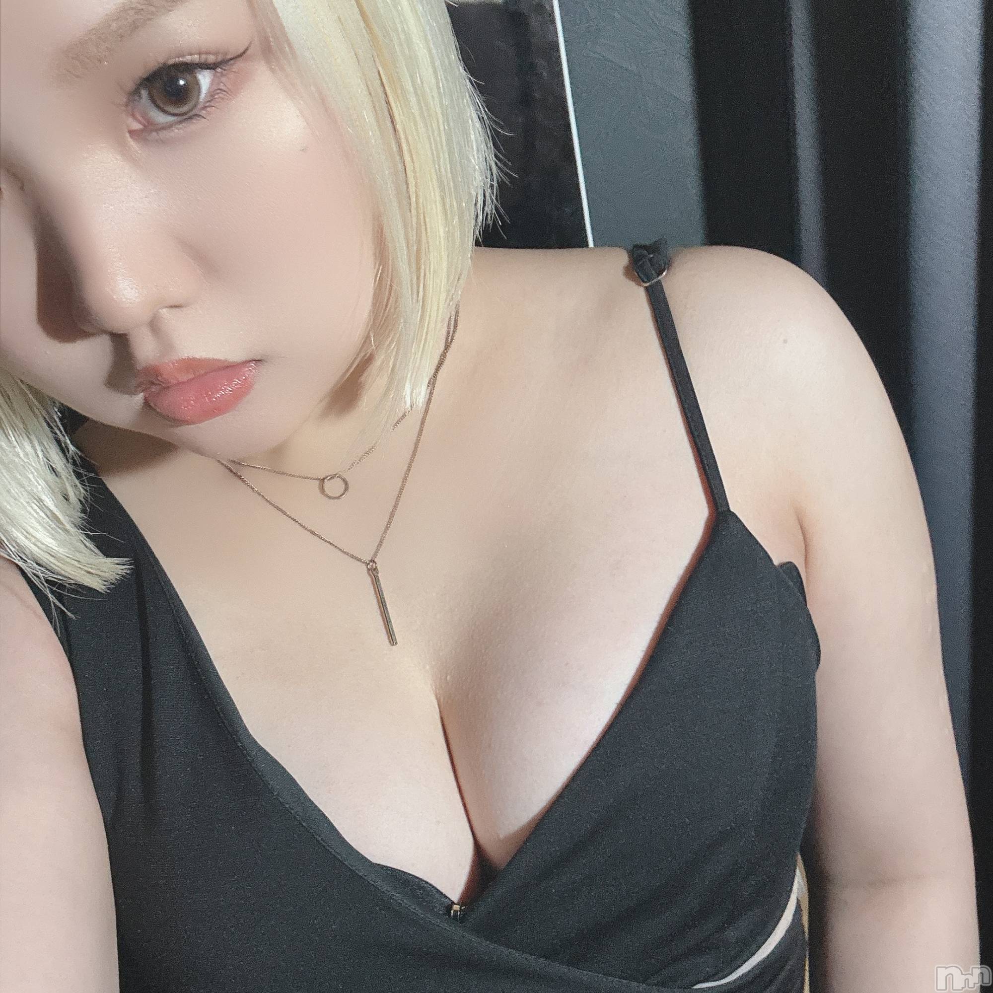 ����������ʥå��������륺�С�GirlsBar rena(�����륺�С����) ��2026ǯ10��17���̥�֥����ְ��߹Ԥ�������😅��