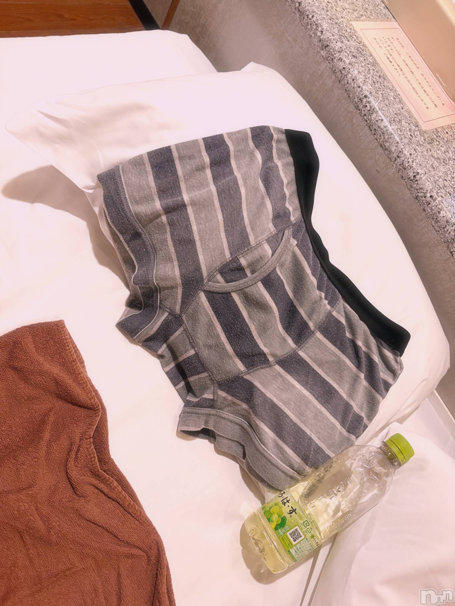 上越デリヘルらぶ妻　～新潟の人妻が集う店～(ラブツマ)【初出勤】向井さくら☆感度◎(30)の2026年4月26日写メブログ「パンツ土産。」