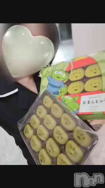 美琴 ゆきの動画 おいしー😋🍪🤤