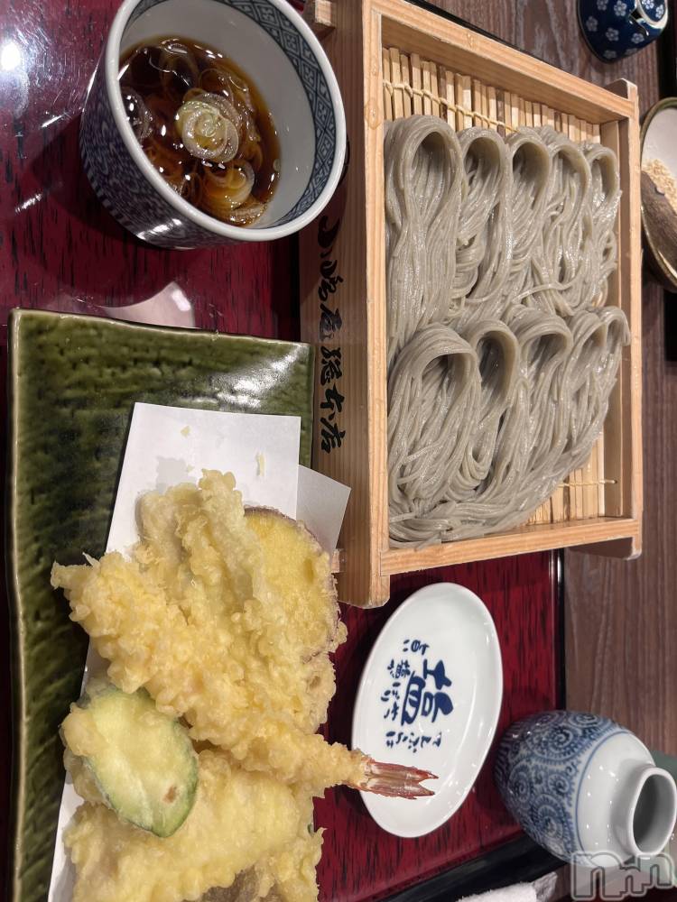 �������������Х��顦�����CLUB Reve-�졼��-(����֥졼��) ���ʤ�1��4���̥�֥����֤����ޤ��Ƥ���ǤȤ��������ޤ�✨✨��