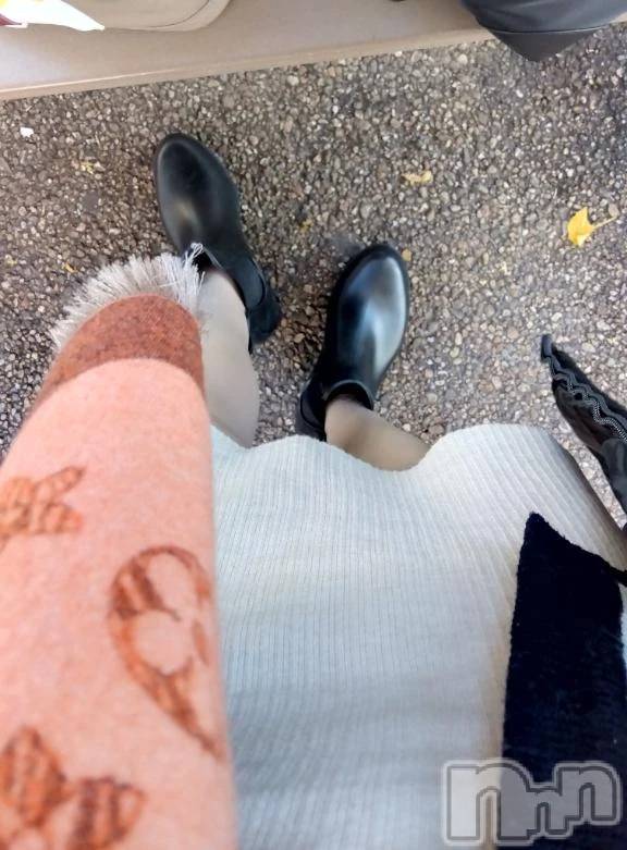 新潟デリヘル熟女の風俗 最終章(ジュクジョノフウゾクサイシュウショウ)せんり(55)の2025年11月22日写メブログ「♬旅にで～る♬また来週」