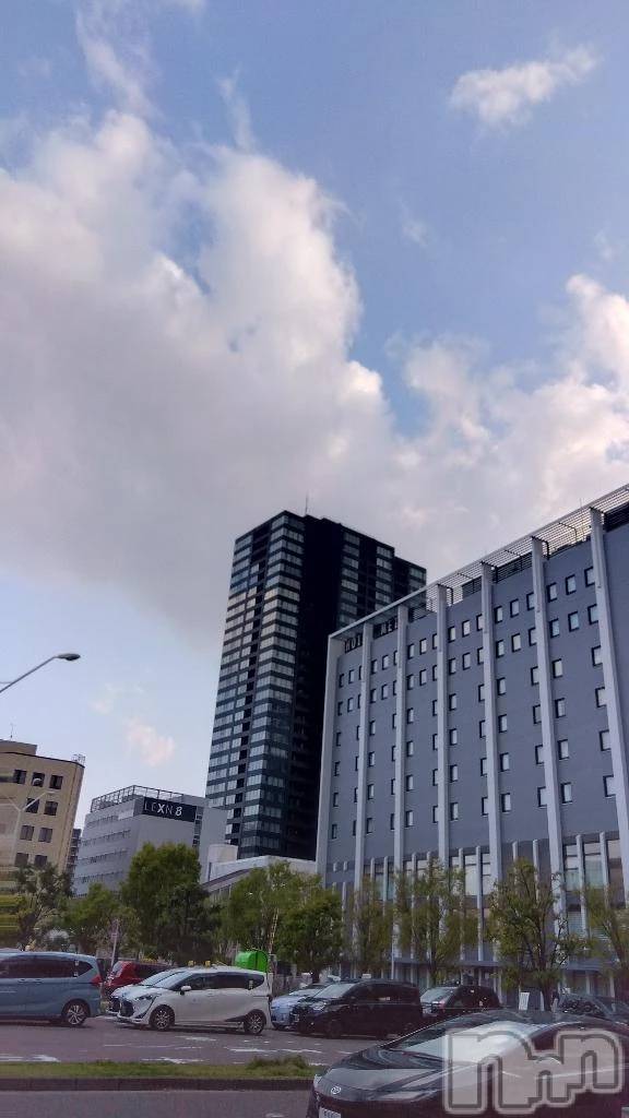 新潟デリヘル熟女の風俗 最終章(ジュクジョノフウゾクサイシュウショウ)せんり(55)の2026年4月11日写メブログ「出勤中～」