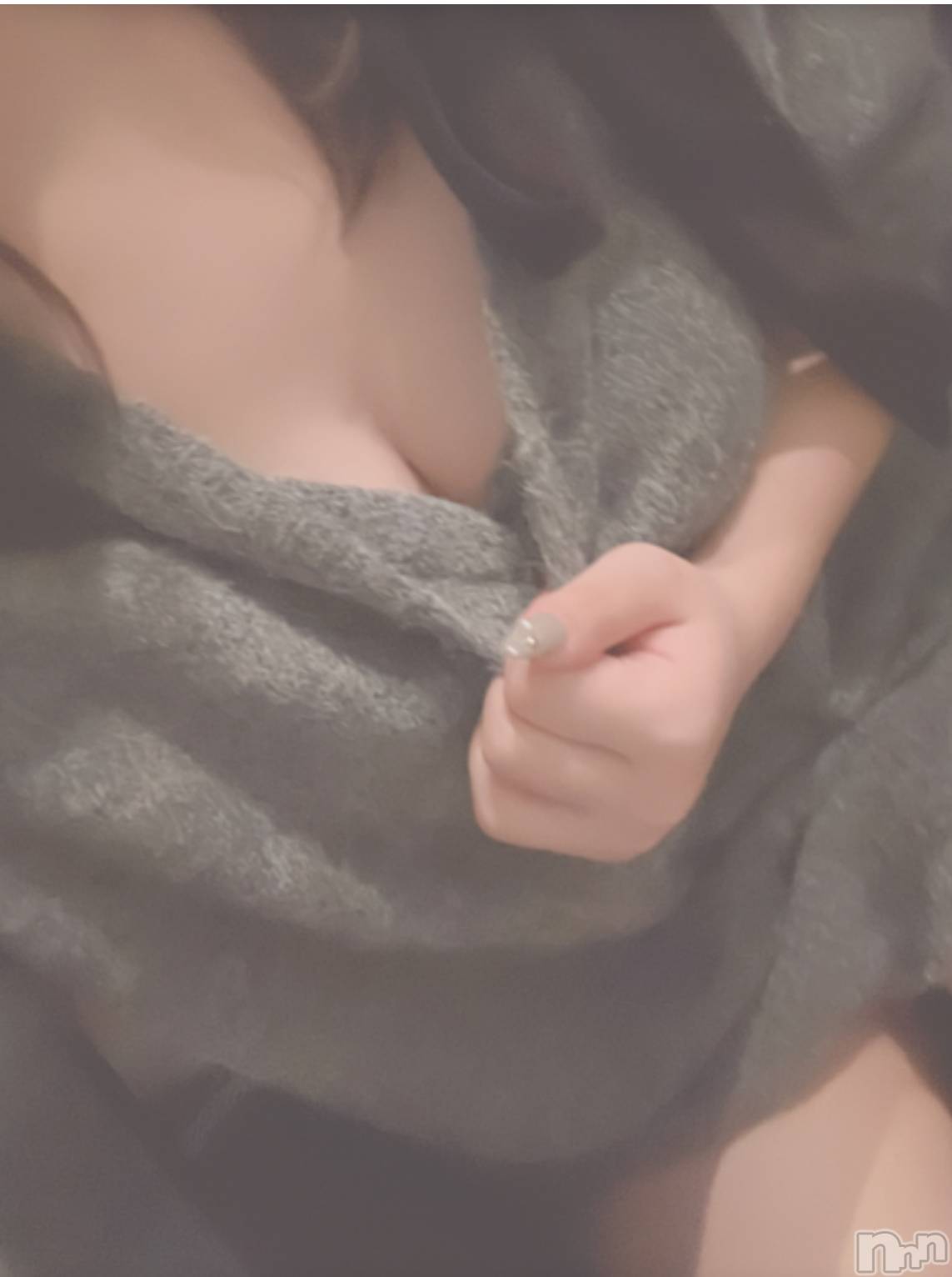 新潟デリヘルCrest(クレスト)新人☆みか(22)の2025年12月27日写メブログ「いるよっ😚🤍」