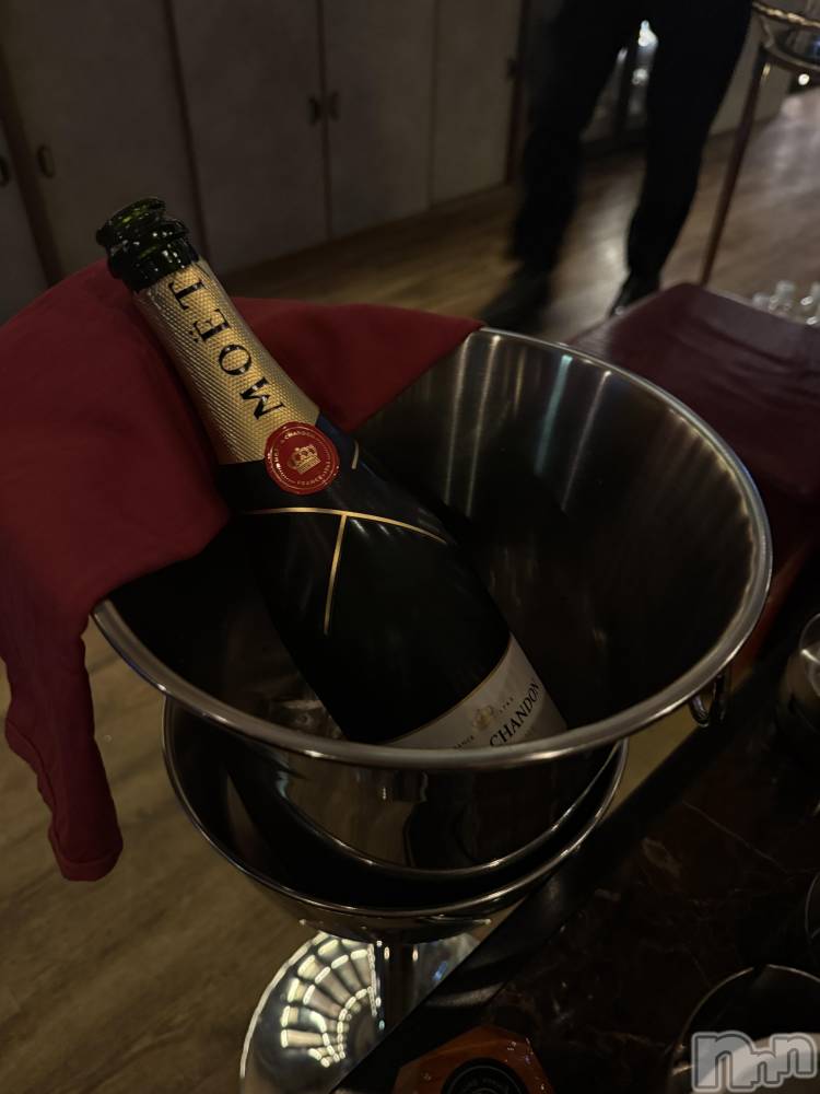 ���ץ���Х��顦�����CLUB BOSS(����� �ܥ�) ����ʤ�2��24���̥�֥����֤���ä��󤷤Ƥޤ���