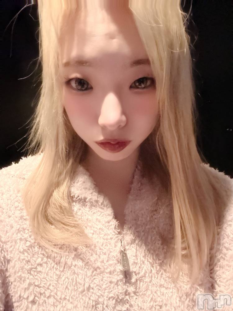 ����������ʥå��������륺�С�Girls Bar Philia(�����륺�С��ե��ꥢ) �ޤ���1��10���̥�֥����֥ե��ꥢ�ж�🌟��