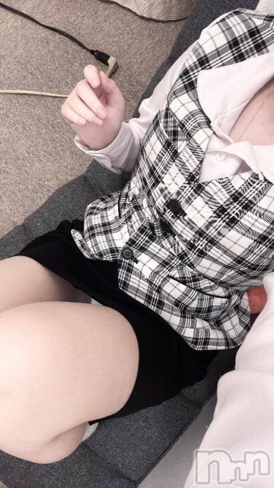 新潟デリヘルOffice Amour(オフィスアムール) 体験ゆか/ヘルス＆エステ課(21)の11月12日写メブログ「さっそくお仕事服に‼️」