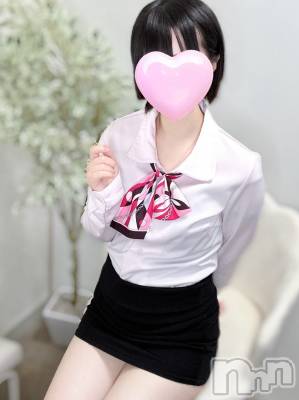 体験ゆか/ヘルス＆エステ課(21) 身長146cm、スリーサイズB80(B).W55.H82。新潟デリヘル Office Amour(オフィスアムール)在籍。