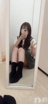 新潟デリヘル 新潟デリヘル倶楽部(ニイガタデリヘルクラブ) ななみ(18)の11月8日写メブログ「初めまして( .ˬ.)