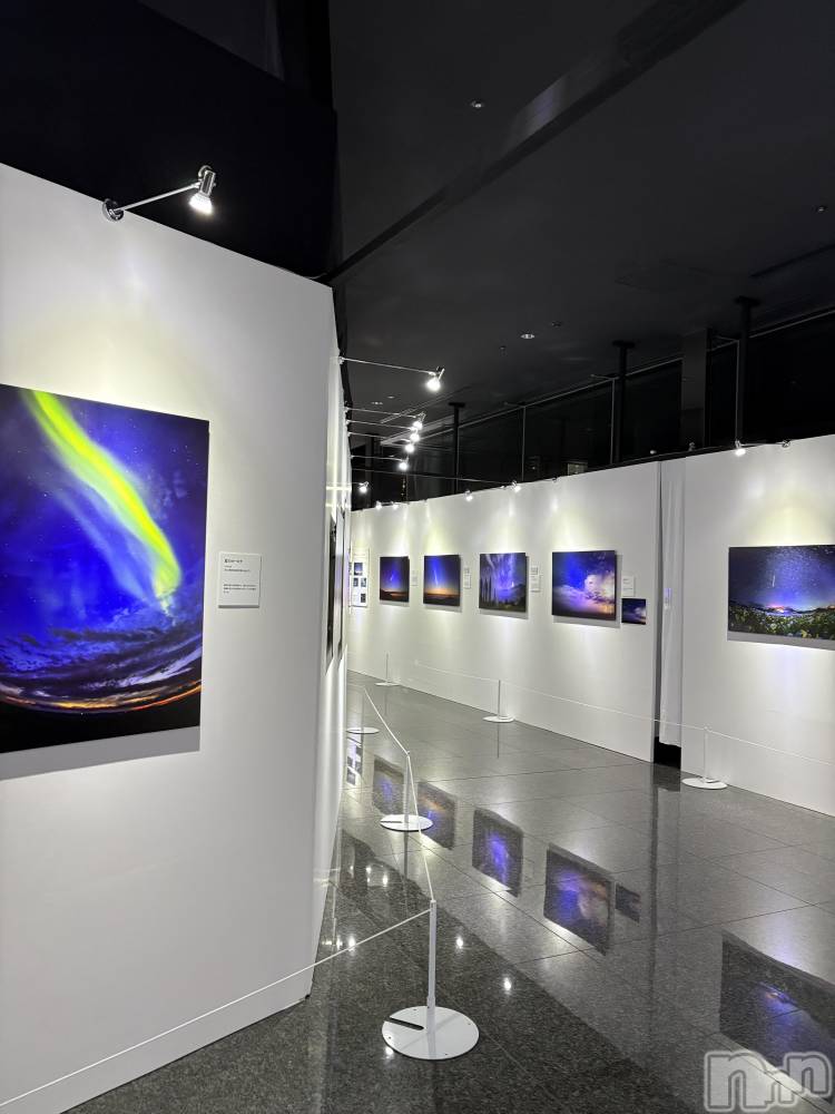 �����������Х��顦����ֽϽ�����Х��� Lips(���奯���祭��Х����åץ�) ��ʤ�3��10���̥�֥����ֽж���💕��