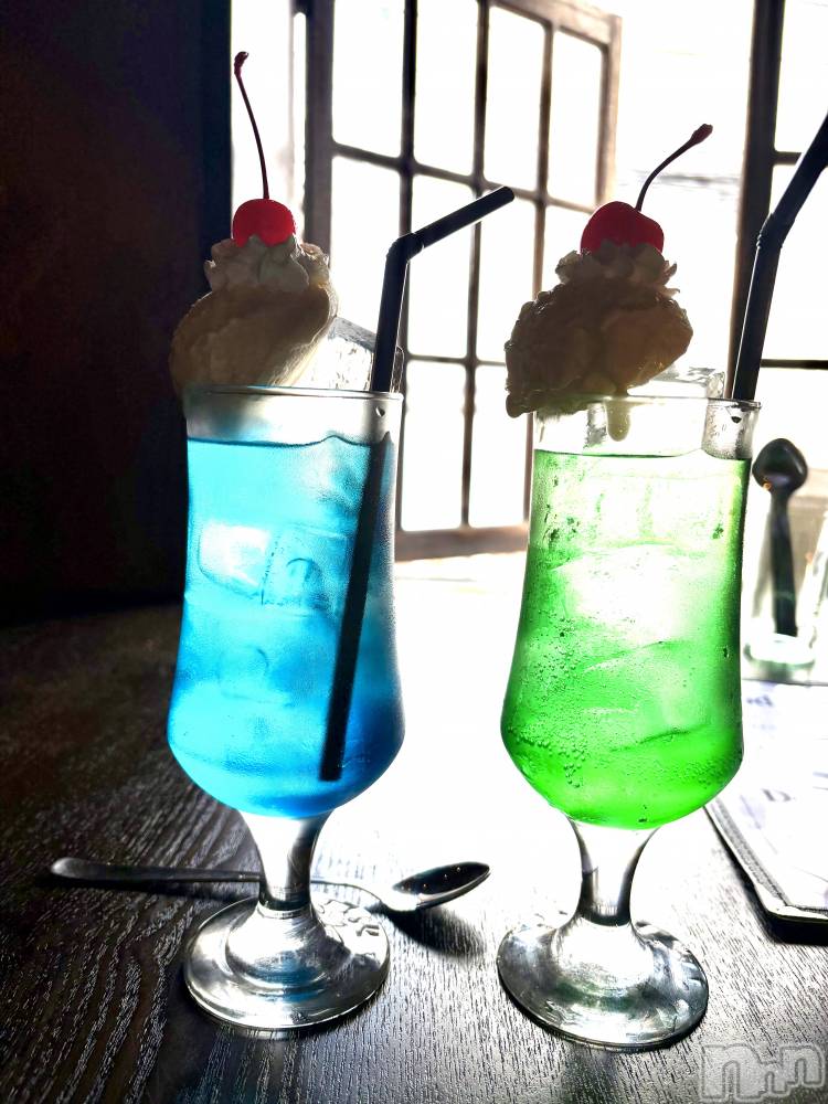 �����������Х��顦����ֽϽ�����Х��� Lips(���奯���祭��Х����åץ�) ��ʤ�9��15���̥�֥����ֽж���💕��