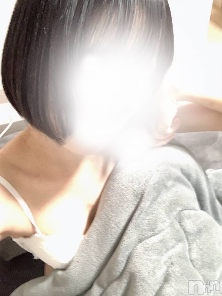 新潟デリヘル新潟デリヘル委員会 HOPE -ホープ-(ニイガタデリヘルイインカイホープ) オプション全部OK！新人☆ひまり(18)の11月19日写メブログ「おきたよ～」