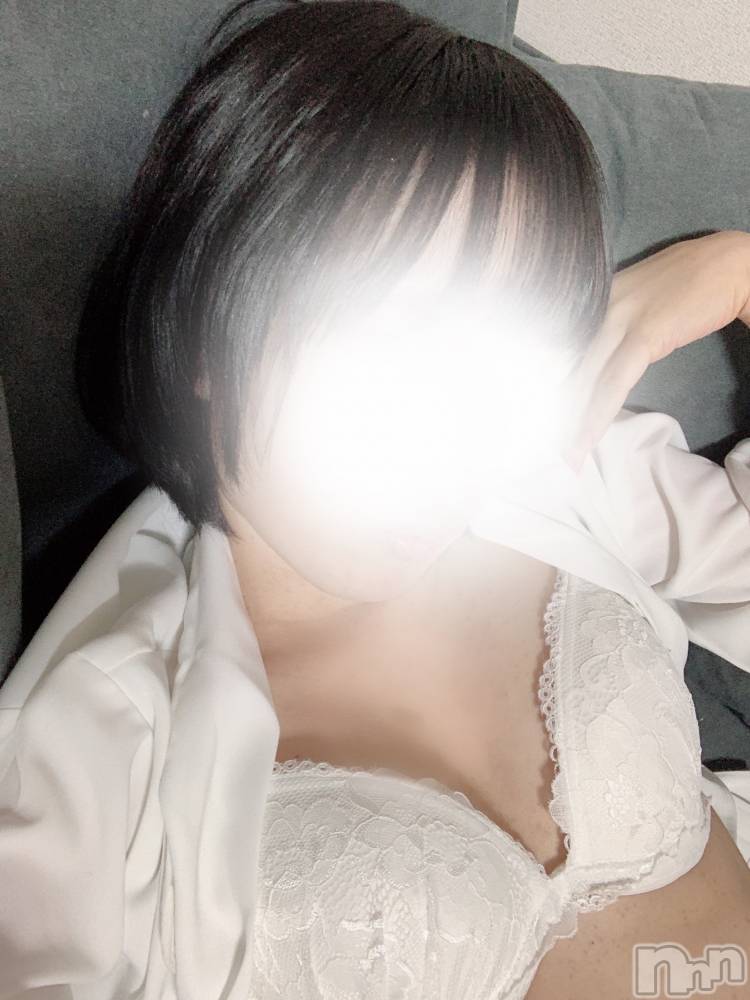 新潟デリヘル新潟デリヘル委員会 HOPE -ホープ-(ニイガタデリヘルイインカイホープ) オプション全部OK！新人☆ひまり(18)の11月22日写メブログ「お兄様の手♡」