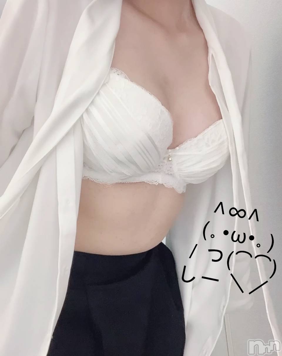 新潟デリヘル新潟デリヘル委員会 HOPE -ホープ-(ニイガタデリヘルイインカイホープ)オプション全部OK！新人☆ひまり(18)の2025年11月14日写メブログ「はじめての...」