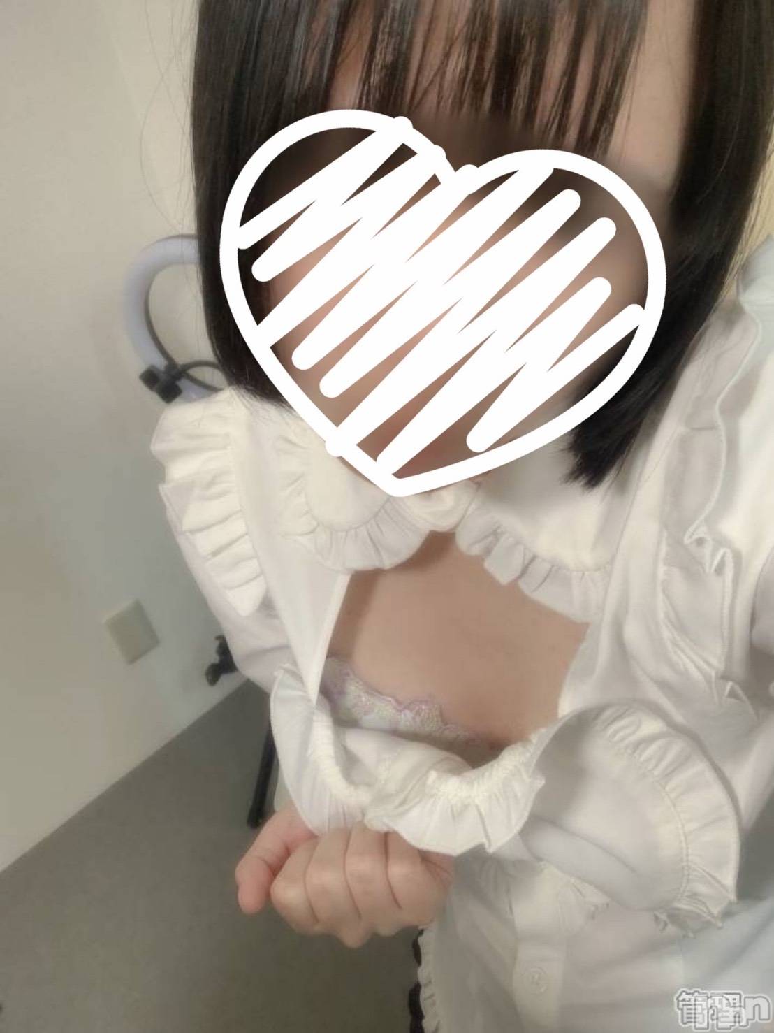 新潟デリヘル新潟出張メンズエステ Fancy -ファンシィ-(ニイガタシュッチョウメンズエステファンシィ)新人☆みこ(18)の2025年12月3日写メブログ「ちらり💞」