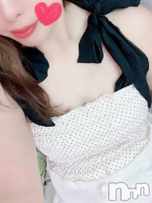 初☆出勤  せな(26) 身長173cm、スリーサイズB84(D).W58.H87。新潟デリヘル Crest(クレスト)在籍。