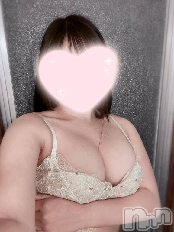 新潟デリヘルMinx(ミンクス) 穂乃【体験】(20)の11月26日写メブログ「オフショット？📷💖」