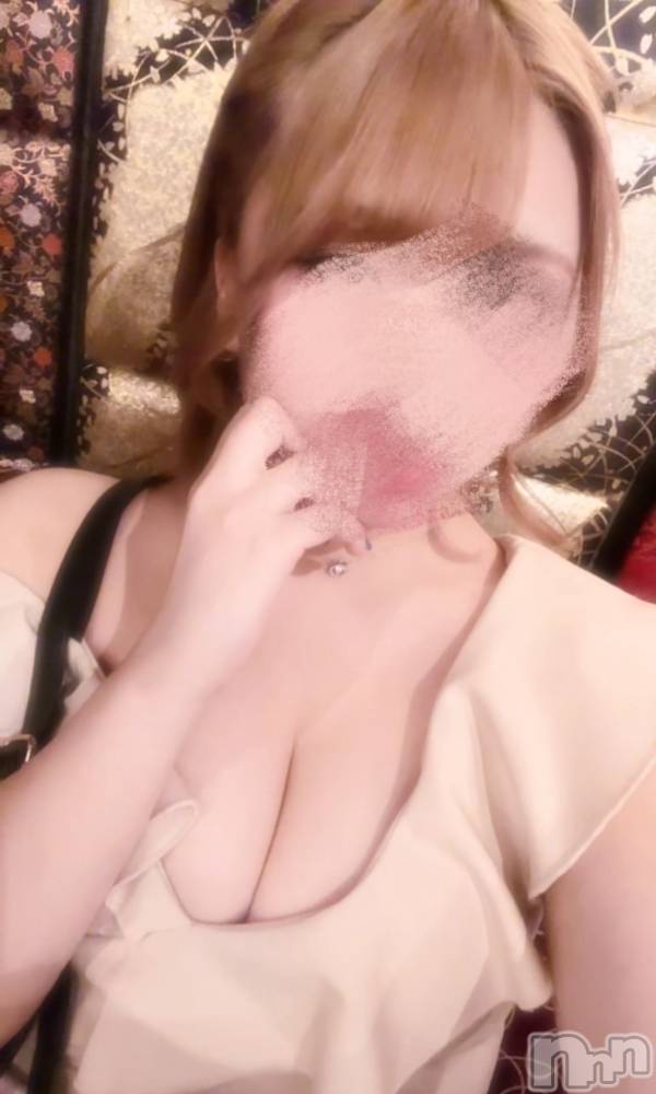 ƲХ顦THE LOUNGE (饦󥸥ե) Ϥ1122̥֥֤