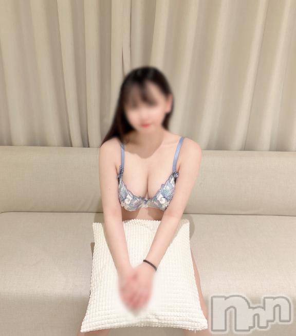 新潟デリヘルアミューズメントデリバリーヘルス  ガロパ(アミューズメントデリバリーヘルスガロパ)らみ(20)の2026年3月29日写メブログ「本日18時から🩵」