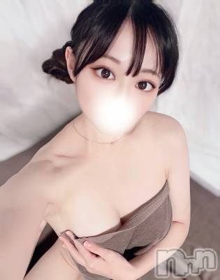 てぃな(21) 身長158cm、スリーサイズB87(E).W56.H84。上越デリヘル BLUE BIRD上越店(ブルーバード上越店)在籍。