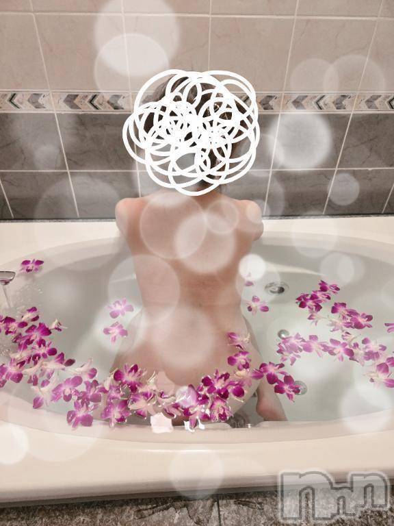 新潟デリヘルSecret Love(シークレットラブ)すみれ☆エロ美人奥様♪(39)の2026年2月13日写メブログ「脱いだら寒いよね」