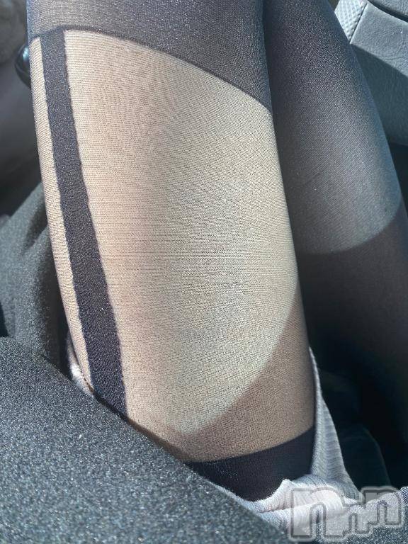 新潟デリヘルMelt(メルト)【新人】なほ(24)の2026年1月21日写メブログ「本日出勤致します-`📢⋆」